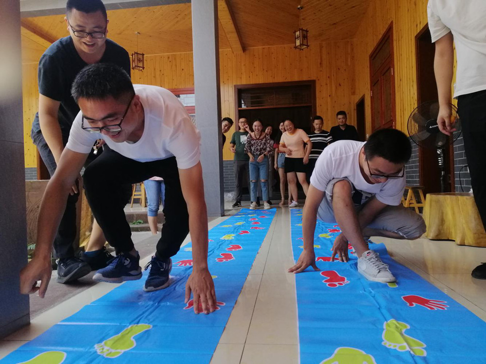 �����l(f��)չ��˾�����w�������������ġ������l(f��)չ��˾�_չ����Ȥζ���